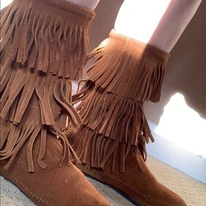 Minnetonka Fringe Boots